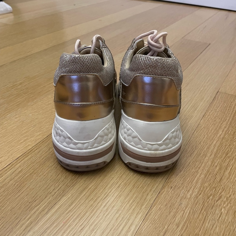 Steve Madden Rose Gold Barra-R Sneakers View 6